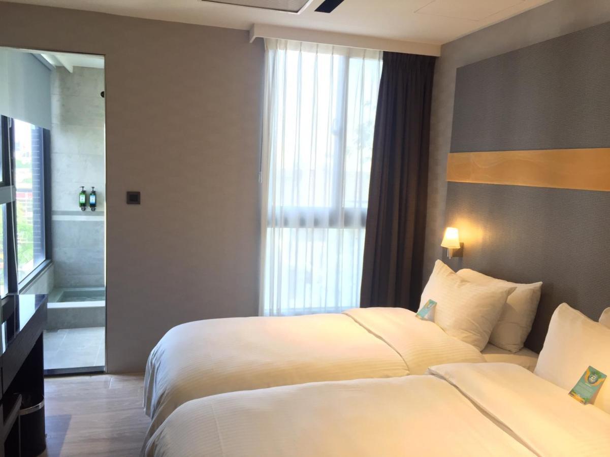 טאיצ'ונג Fengjia Hotel Bell מראה חיצוני תמונה