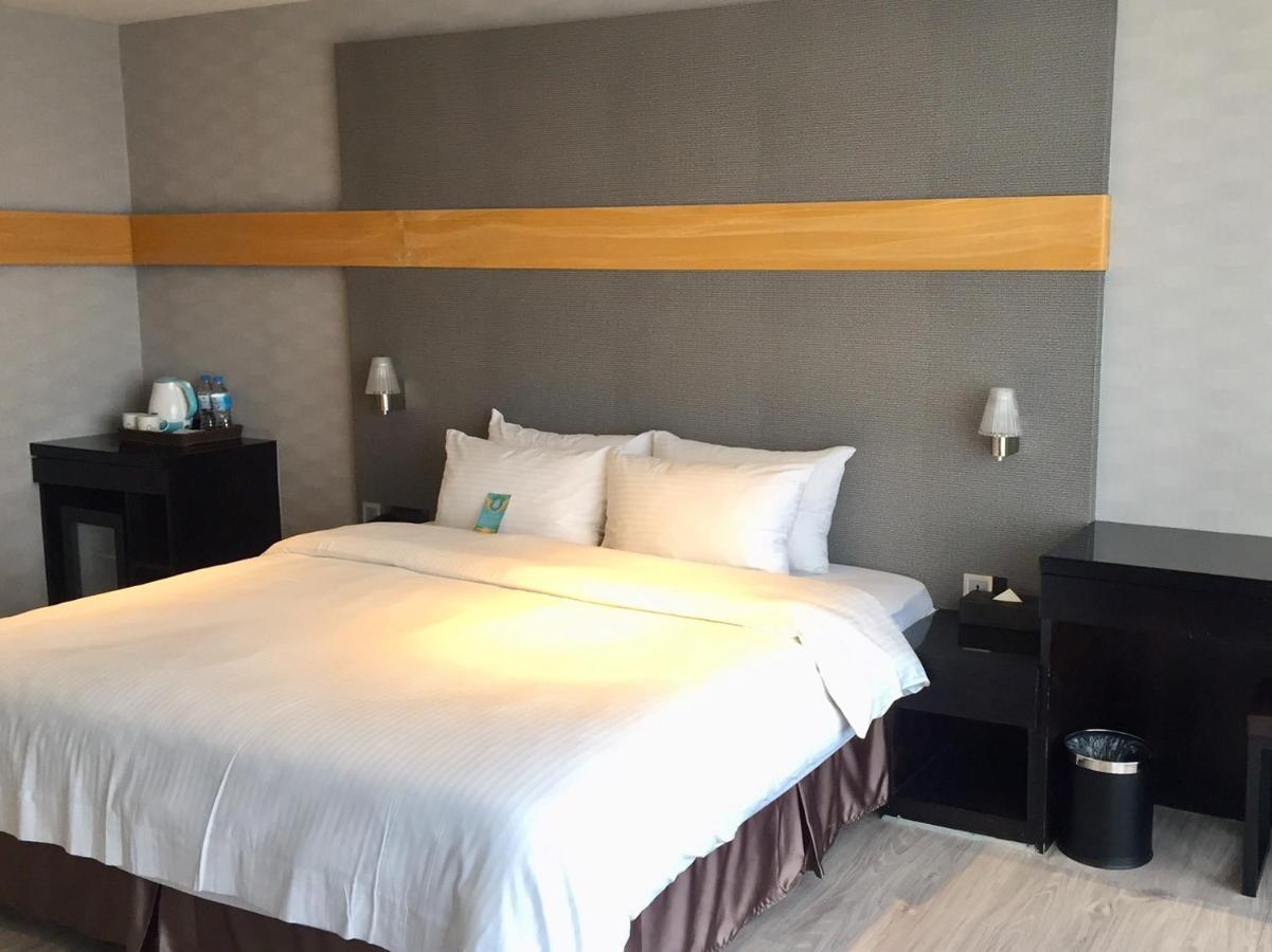 טאיצ'ונג Fengjia Hotel Bell מראה חיצוני תמונה